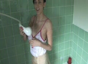 Amateur Girl Getting Wet In The Shower