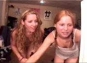 Teen Lesbians Kissing On Cam